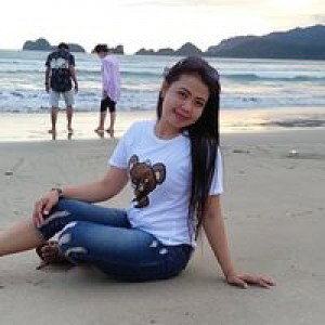 Devi Novianti profile icon