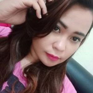 Euis Tasya profile icon