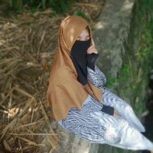 Yati Oktavia profile icon