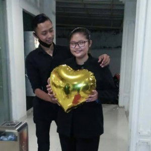 Putri Weny profile icon