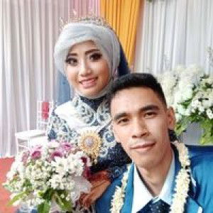 Nur Azizah profile icon