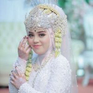 Lu'aizzatul Munawaroh profile icon