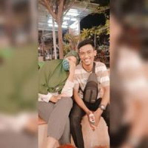 Juliana Sumar Sari profile icon