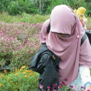 Rani Fitria Wati profile icon