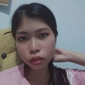 Momay Jeeraporn profile icon