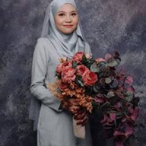 Najwa Azli profile icon