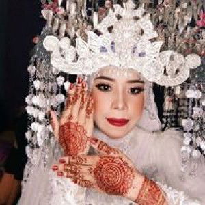 Putri Putri profile icon