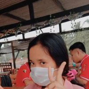 Komang Mila profile icon