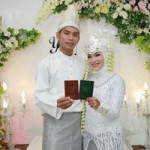 Fitriyani Adenan profile icon