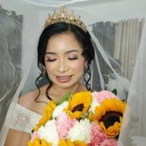 Devine Mendoza Anciado profile icon