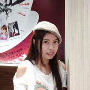 Novia Fitriani Habibti profile icon