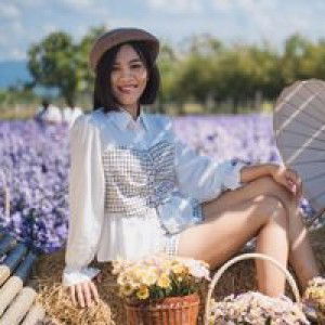 Fon Duangrutai profile icon