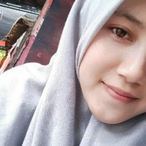 Ella Ade profile icon