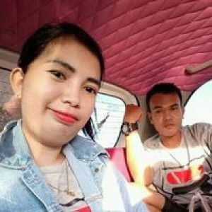 Desi Bibi profile icon