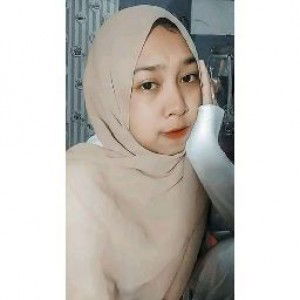 Seni Wahyuningsih profile icon