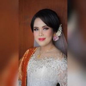 Putri Christy Damanik profile icon