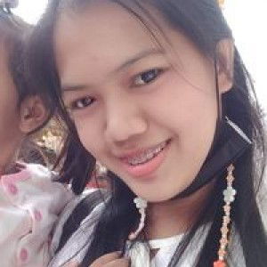 Pang Supasuta profile icon