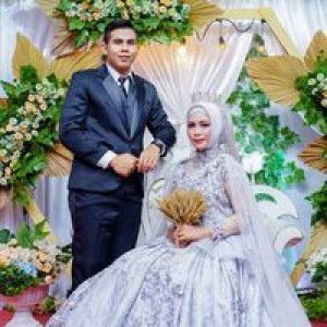 Indah Pratiwi profile icon