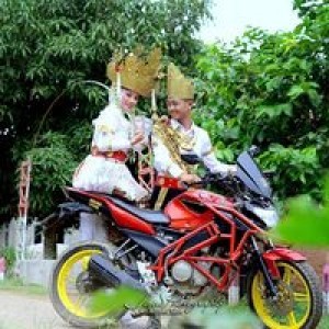 Nur Khotimah profile icon