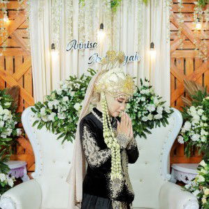 ANNISA LUTHFIANA profile icon