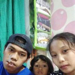 Yuli Lusi Ana profile icon