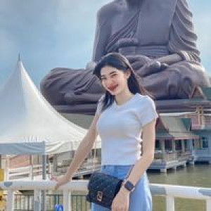 Fah Pthmeesri profile icon