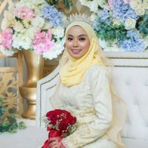 Nur Amalina profile icon