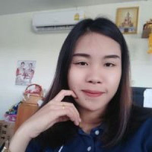 Bee Piyathida profile icon