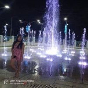 Cris Tina profile icon