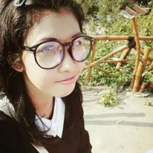 Dhie Novitasari profile icon