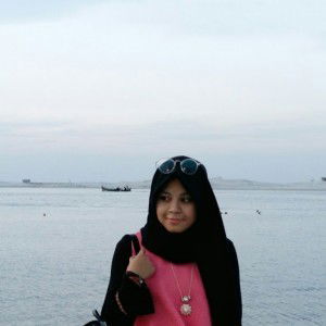 putri akmaliah profile icon