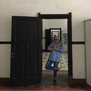 Desitri Dewiwardani profile icon