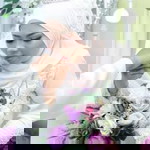 Dhia Nadya profile icon