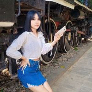 Miw Natthanit profile icon