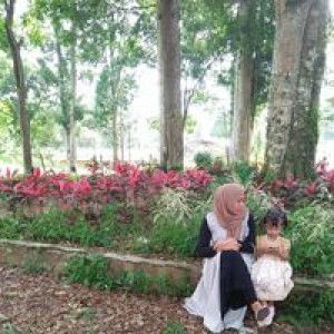 Selvia Hendrayani profile icon