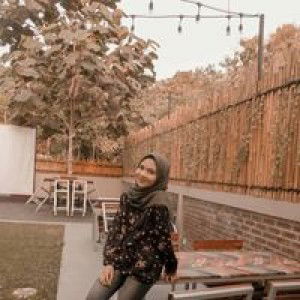 Rahmi Nurlisgiani profile icon