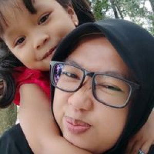 Iis Ismayanti profile icon