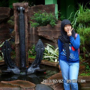 Sri Wahyuni profile icon