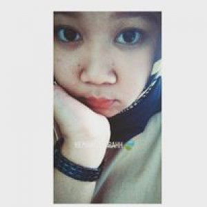 anggraeni riski indah sari profile icon