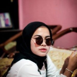 Yullaini profile icon