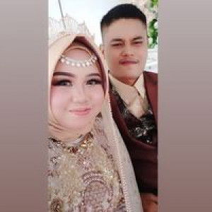 Astry Eny profile icon