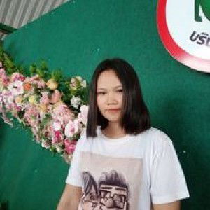 ดิว ที่แปลว่าน้ำค้าง profile icon