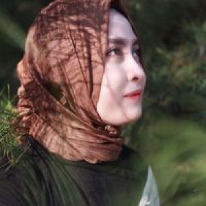 Lala Fitria Istidiana profile icon