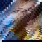 syadza hani profile icon