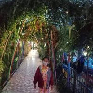 Chandra Ayu profile icon