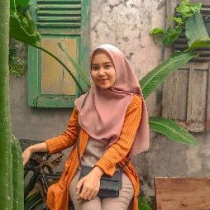 Ira Syiyadatul Mahiroh profile icon