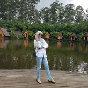 Lindha Viia Sari profile icon