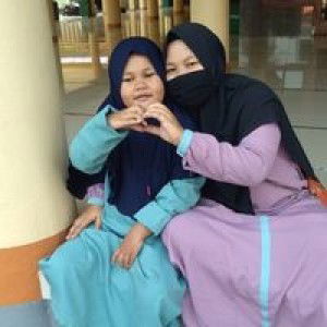 Riona Agna profile icon