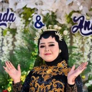 Anita Ta profile icon