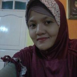 Esti Yuniarsi profile icon